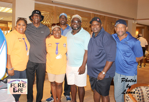 Group-picture-at-fore-charity-event-124