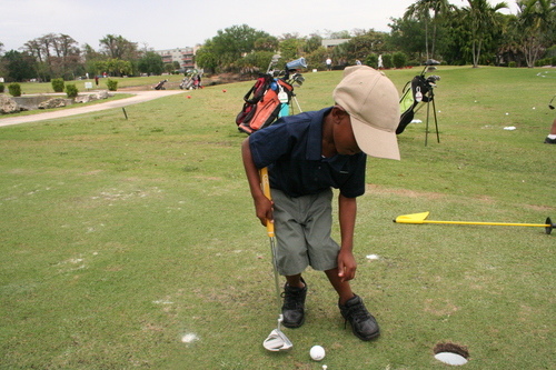 child-in-golf-ground-2