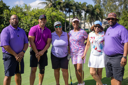 group-picture-at-golf-ground-31