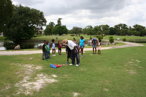 people-at-golf-ground-2