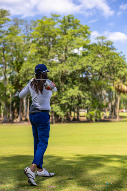 playing-golf-at-the-ground-9